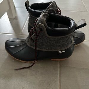 Sketchers Duck shoes